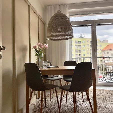 Sweet Home By Zoom Apartments Bratislava Bagian luar foto