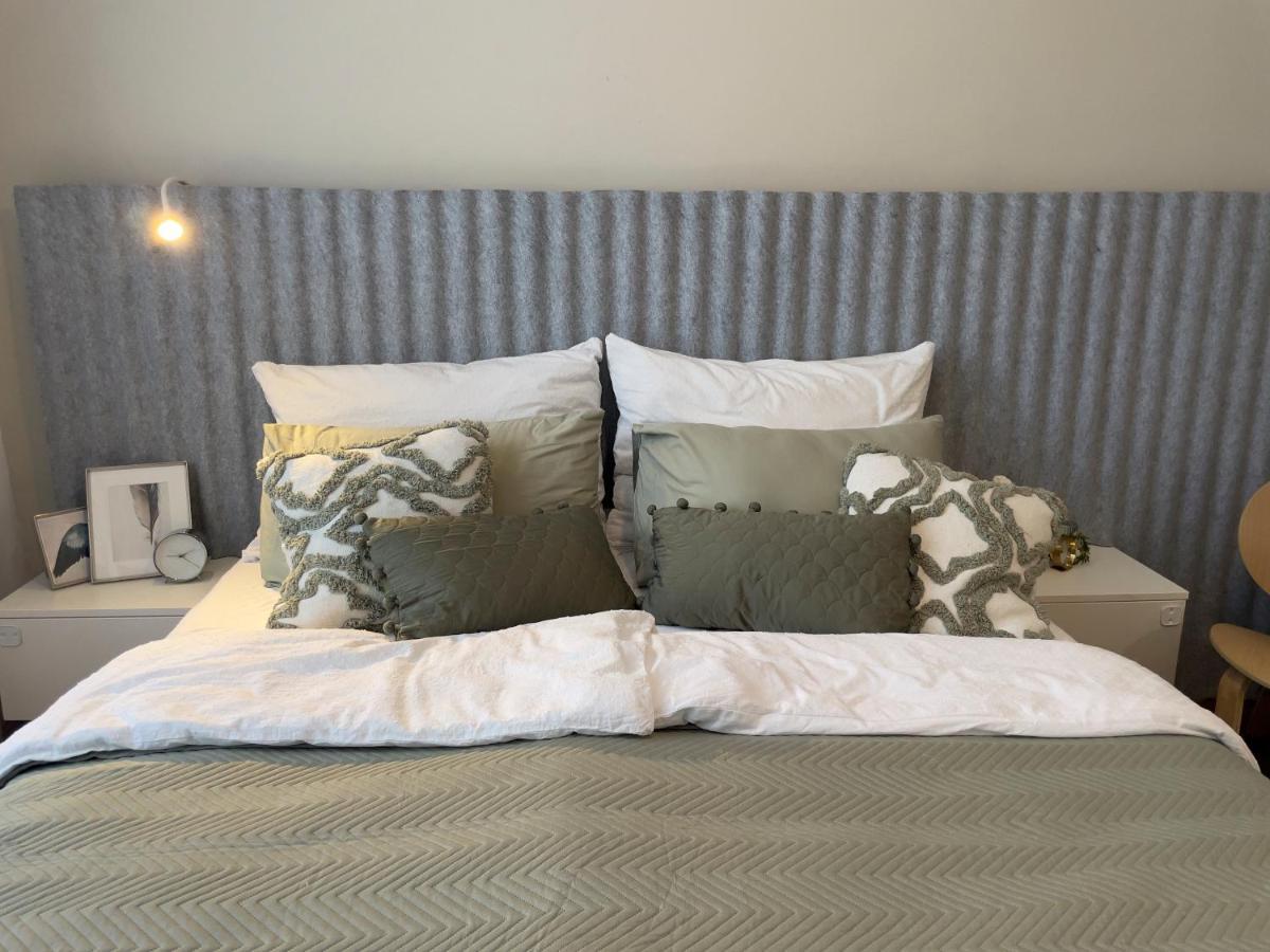 Sweet Home By Zoom Apartments Bratislava Bagian luar foto