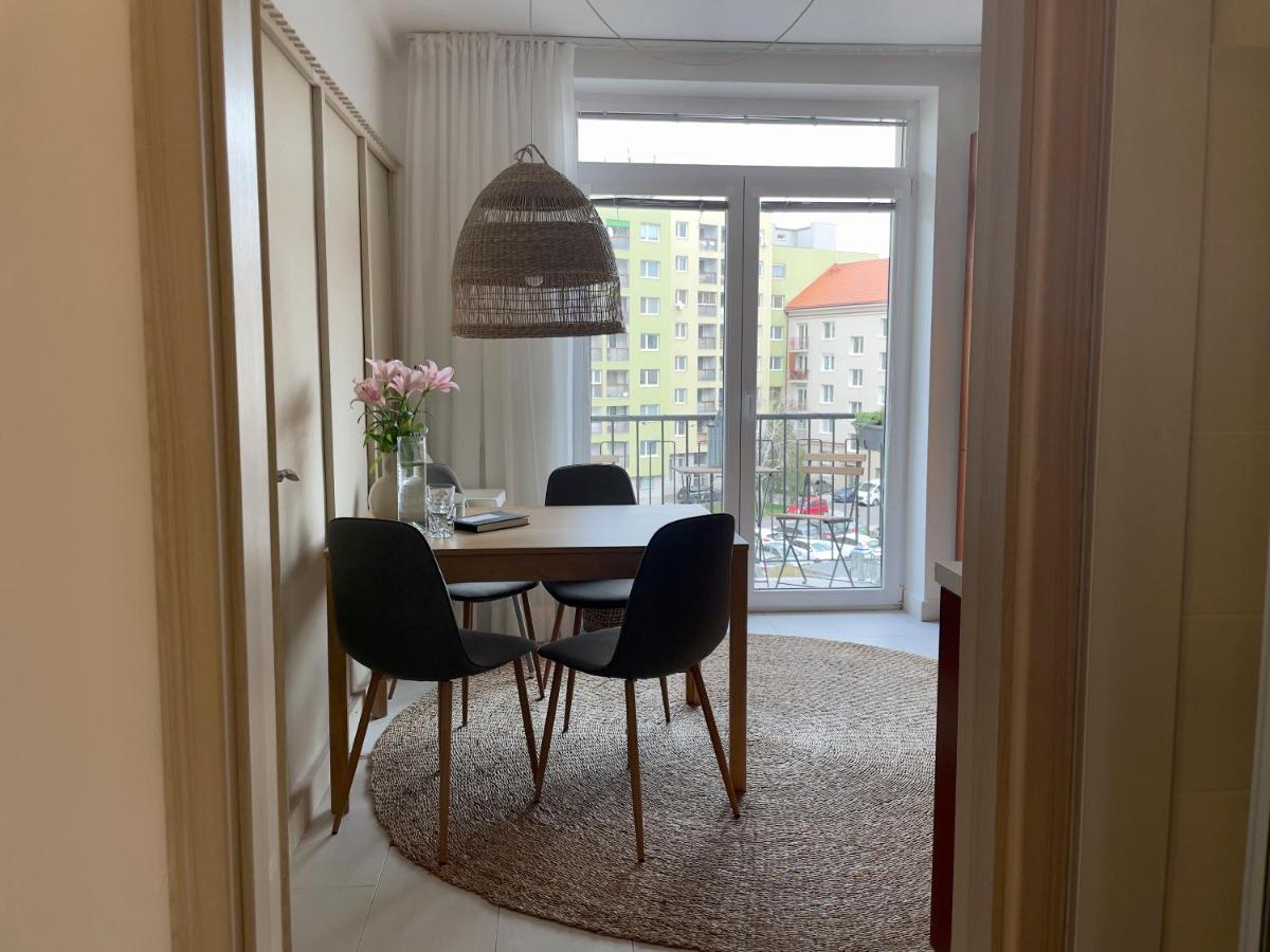 Sweet Home By Zoom Apartments Bratislava Bagian luar foto