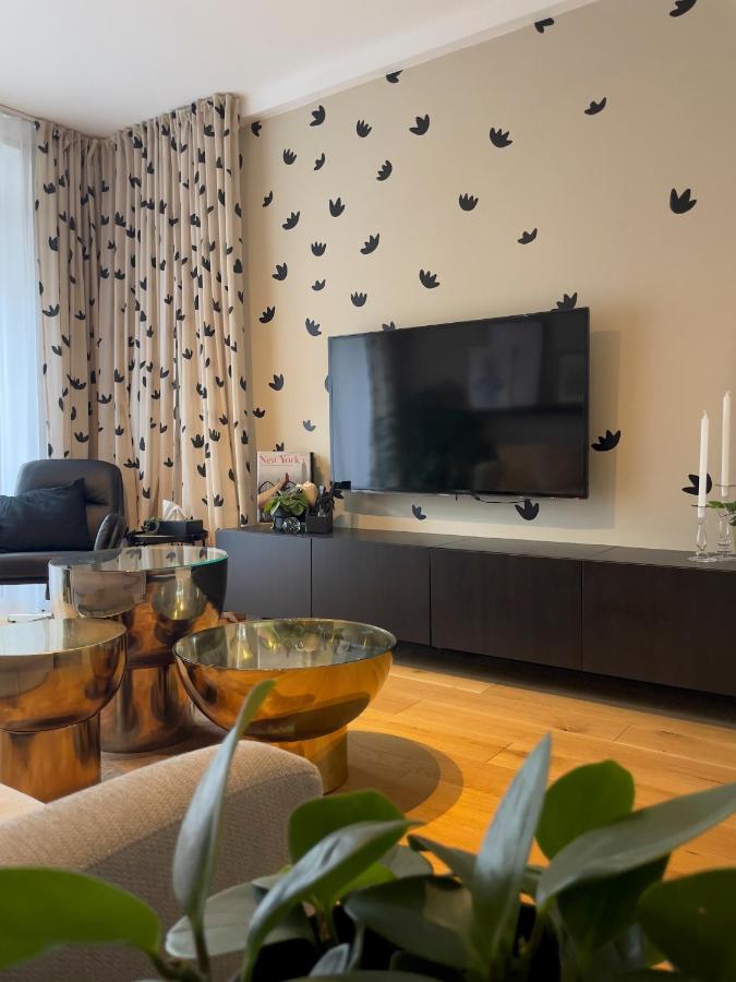 Sweet Home By Zoom Apartments Bratislava Bagian luar foto