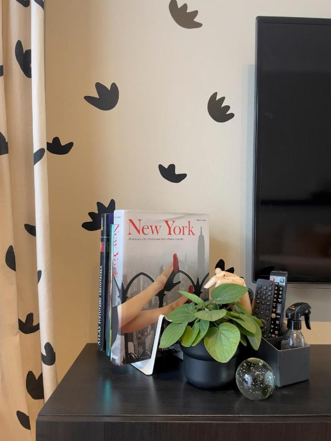 Sweet Home By Zoom Apartments Bratislava Bagian luar foto