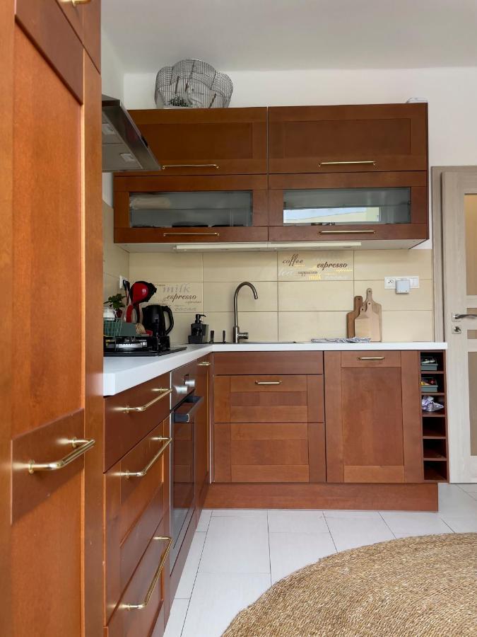Sweet Home By Zoom Apartments Bratislava Bagian luar foto