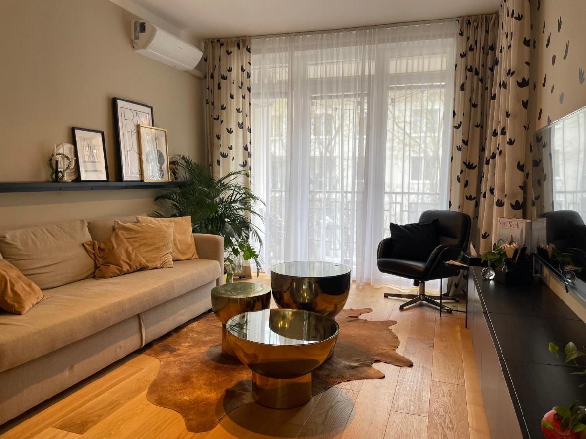 Sweet Home By Zoom Apartments Bratislava Bagian luar foto